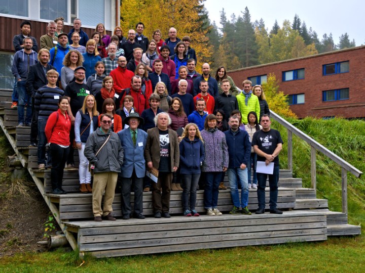 Participants at the Hyytiälä Forest Station. On the first row from left to right, 1992 participants Nigel Roulet, Dicky Clymo and Harri Vasander, followed by co-organisers Evva-Stiina Tuittila, Aino Korrensalo, Jyrki Jauhiainen, and Timo Vesala.