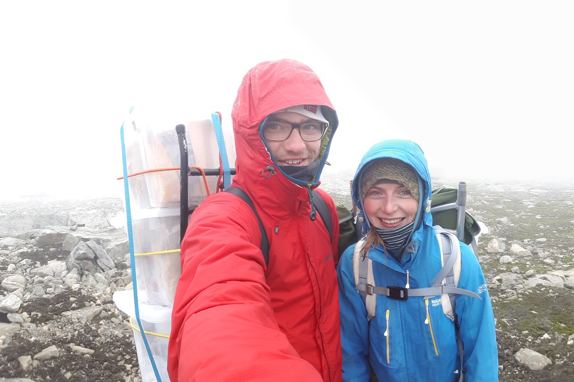 Ruben and Kristel in the field