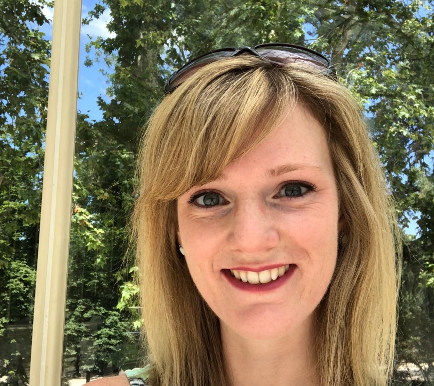 Jessica Moore is a microbial and ecosystem ecologist currently working in the Biosciences Division at Oak Ridge National Laboratory.