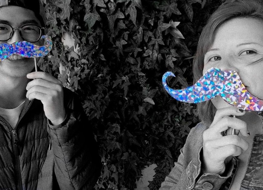 Laura (She/her) and Leslie (He/him) are PhD students of the Stuart-Fox lab